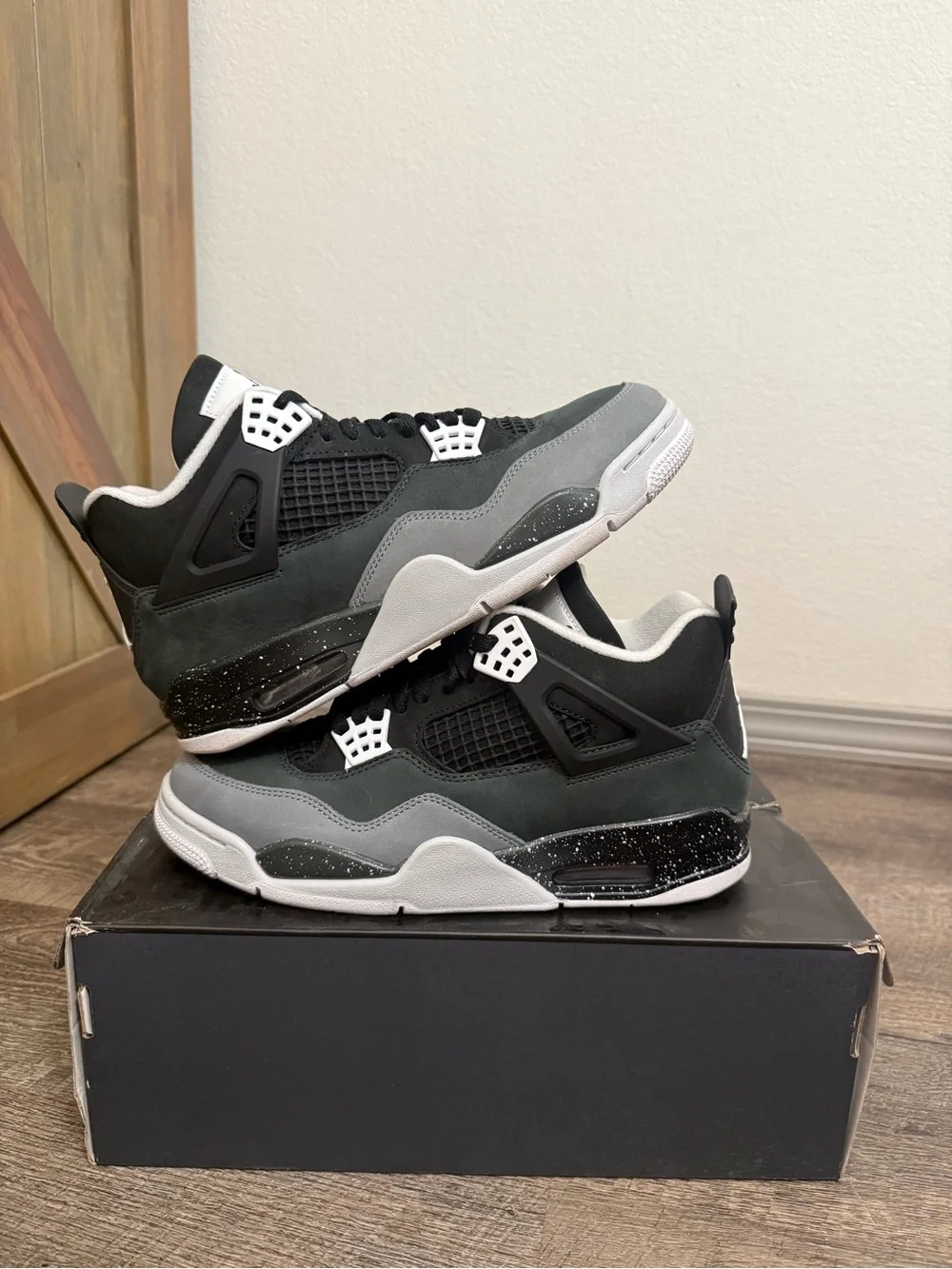Men’s Retro Jordan “Fear” 4s